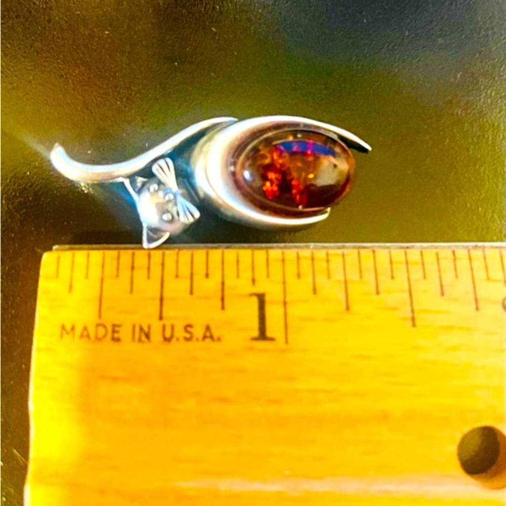 Baltic Amber and Sterling Silver 925 Cat Pendant - Picture 11 of 11